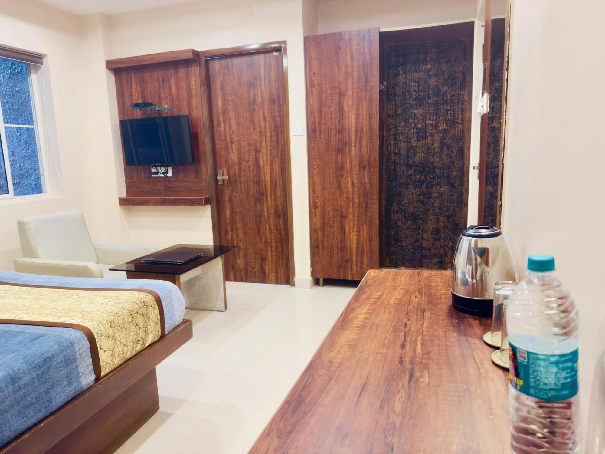 The Hydel Park - Business Class Hotel - Near Central Railway Station Chennai Ngoại thất bức ảnh